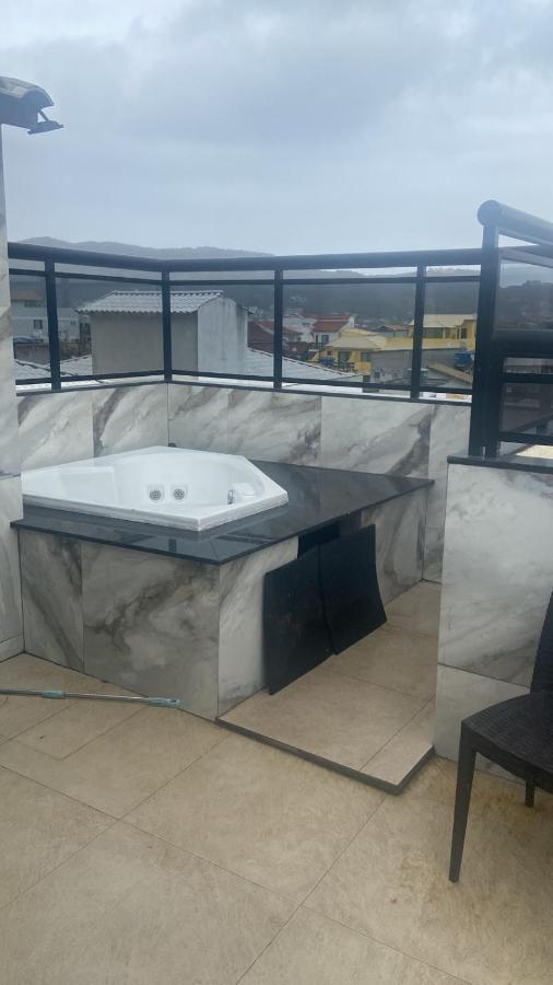 Casa Triplex Com Cobertura A 5 Minutos Da Praia Arraial do Cabo Exterior foto